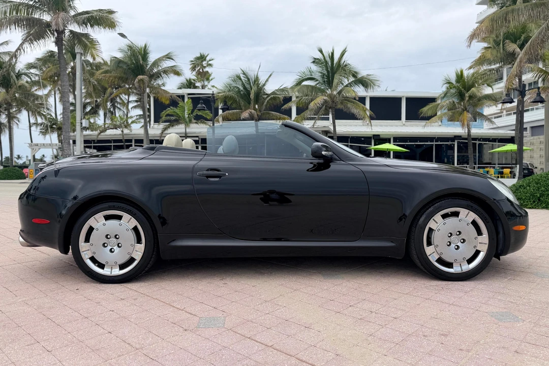 2002 Lexus SC430 - Image 3 of 31