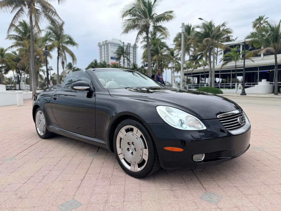 2002 Lexus SC430 - Image 16 of 31
