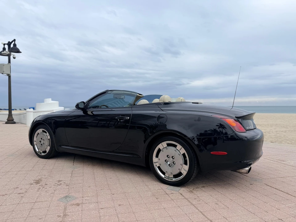 2002 Lexus SC430 - Image 10 of 31