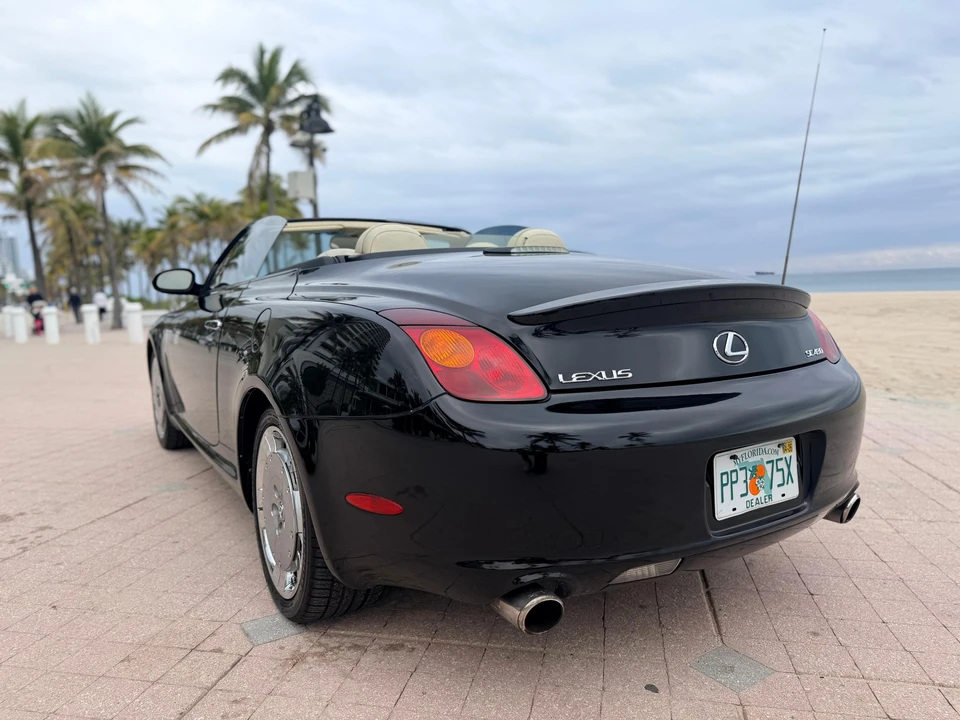 2002 Lexus SC430 - Image 11 of 31