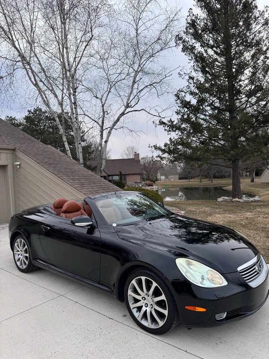 2002 Lexus SC430 - Image 4 of 21
