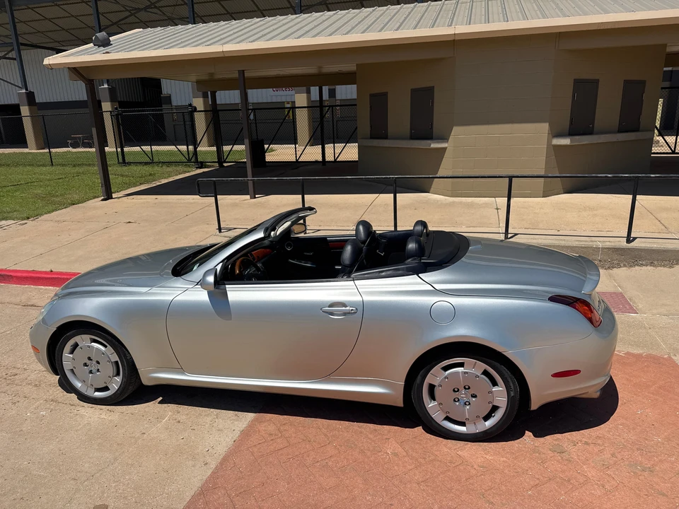 2002 Lexus SC430 - Image 12 of 31