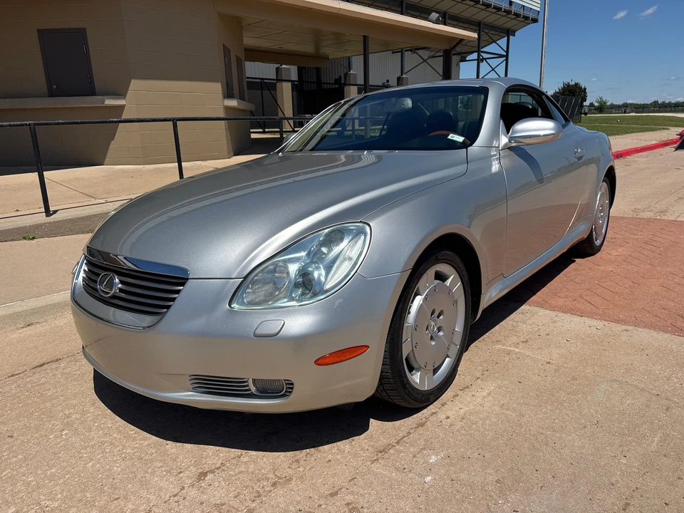 2002 Lexus SC430 - Image 10 of 31