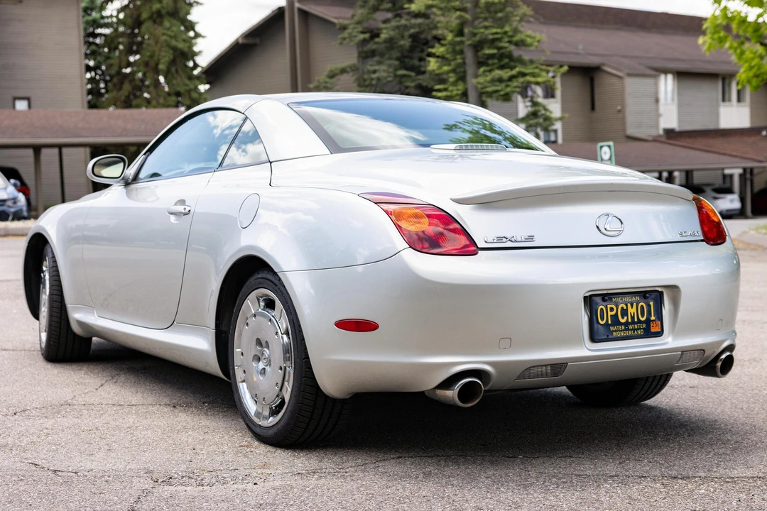 2002 Lexus SC430 - Image 4 of 31
