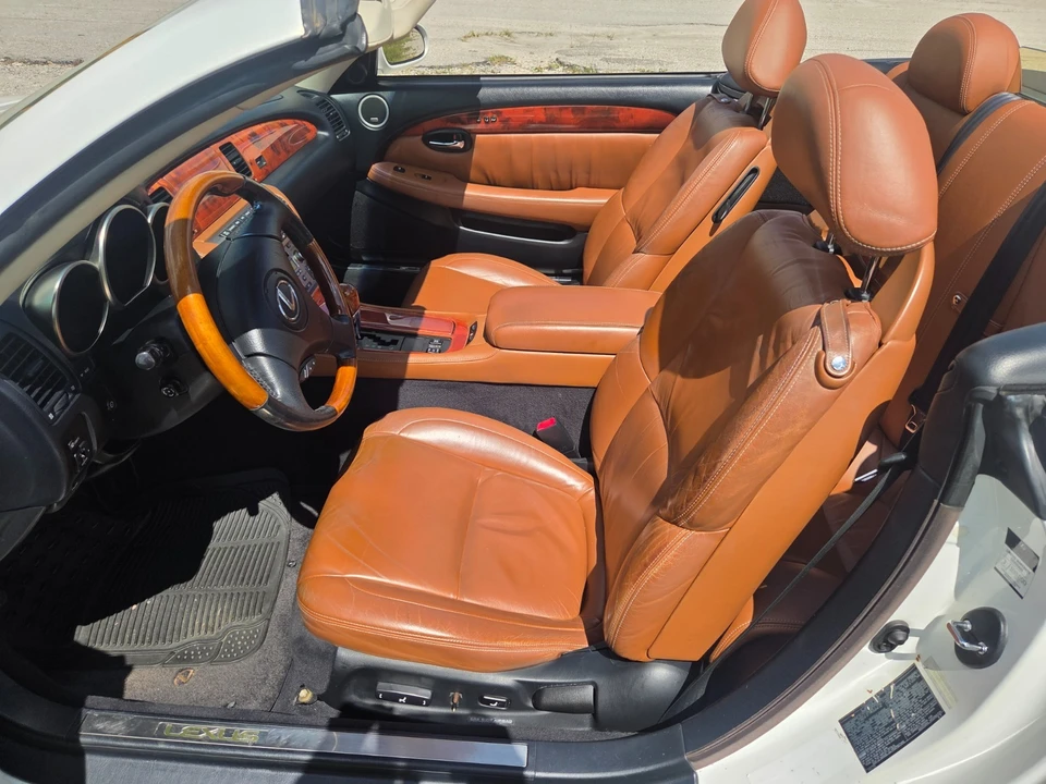 2002 Lexus SC430 - Image 2 of 9
