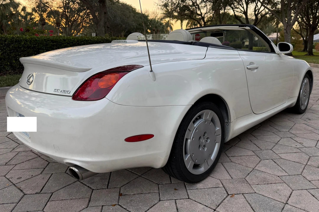 2002 Lexus SC430 - Image 9 of 31