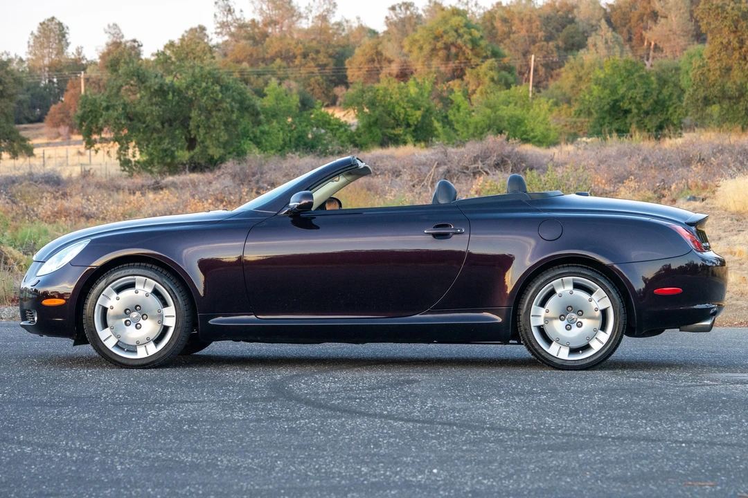 2002 Lexus SC430 - Image 3 of 31