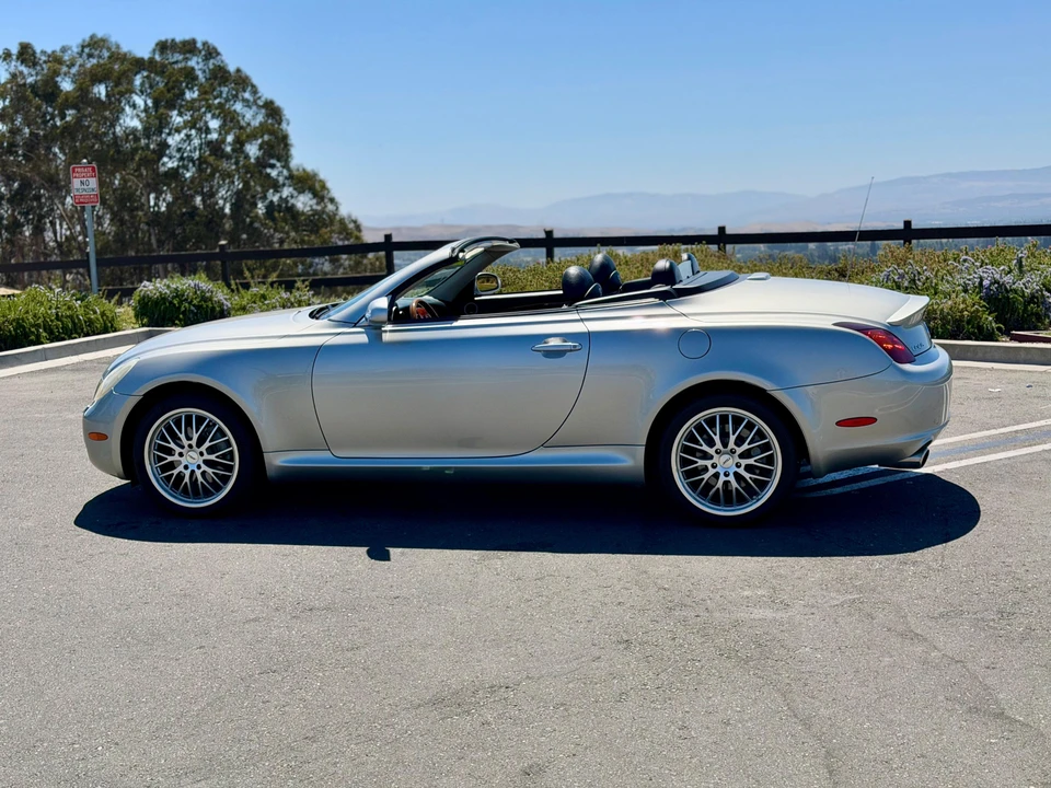 2002 Lexus SC430 - Image 9 of 31