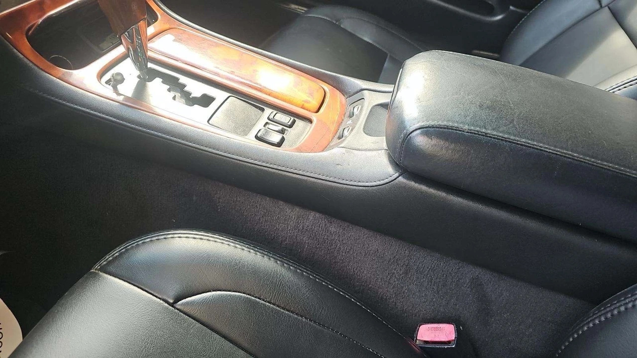 2002 Lexus SC430 - Image 12 of 17