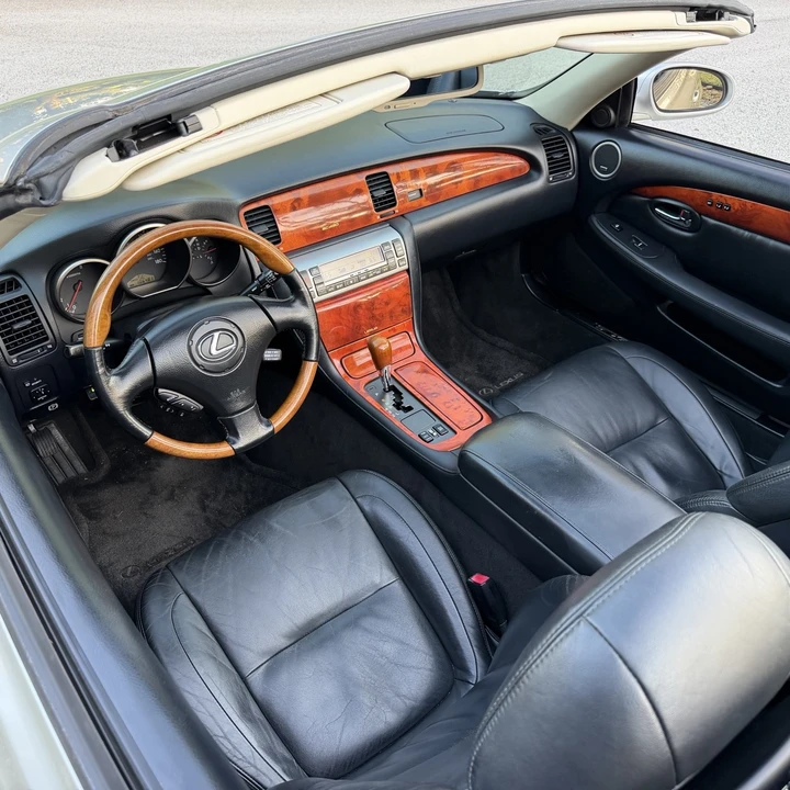2002 Lexus SC430 - Image 24 of 31