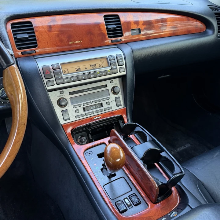 2002 Lexus SC430 - Image 27 of 31