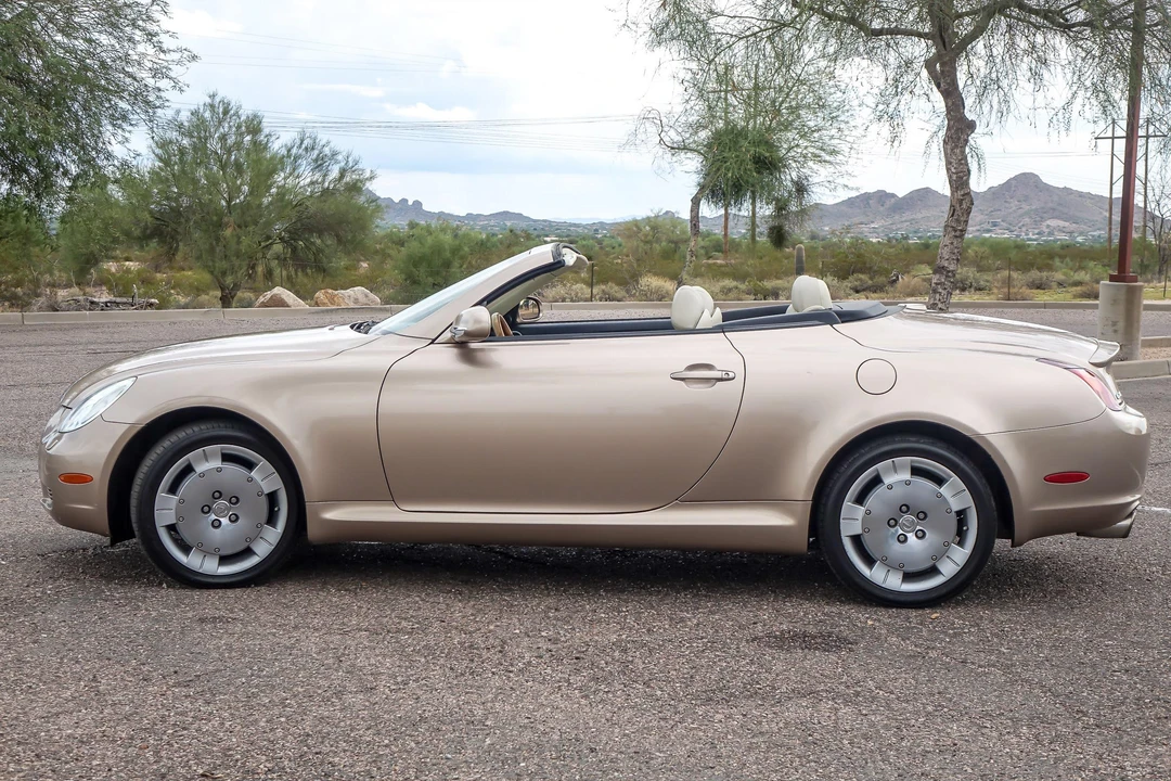 2002 Lexus SC430 - Image 6 of 31