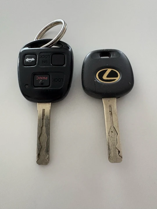 2002 Lexus SC430 - Image 15 of 17