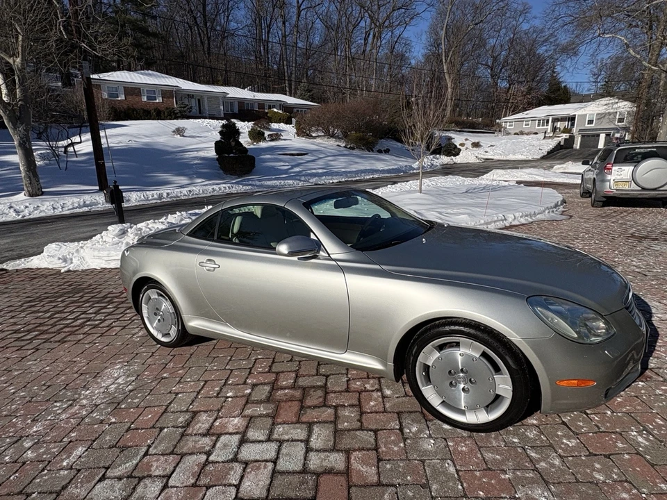 2002 Lexus SC430 - Image 4 of 17