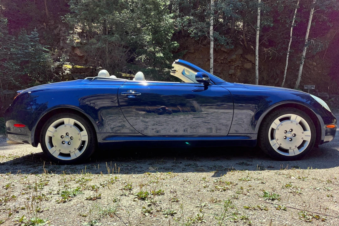 2002 Lexus SC430 - Image 3 of 31