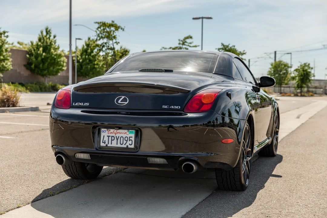 2002 Lexus SC430 - Image 13 of 30