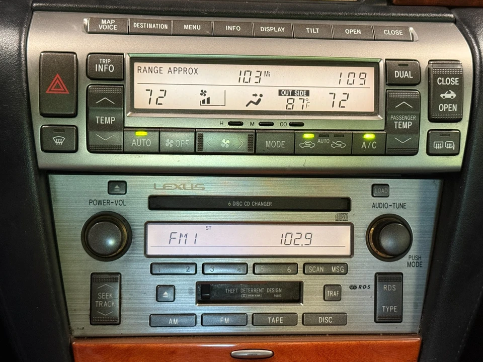 2002 Lexus SC430 - Image 14 of 20
