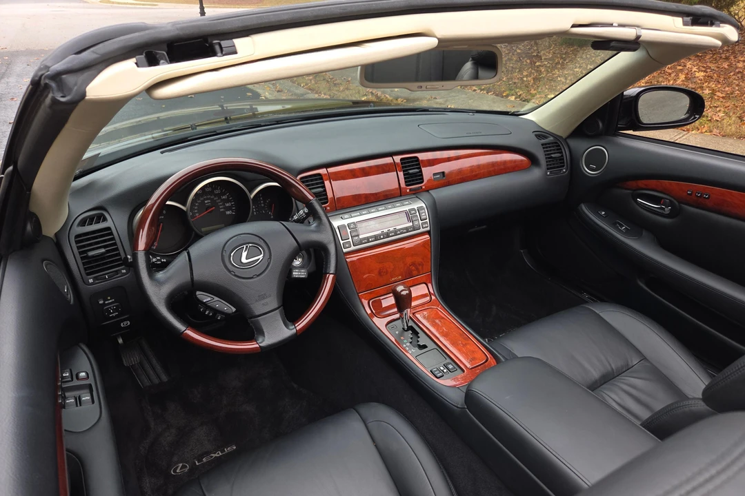 2002 Lexus SC430 - Image 21 of 31
