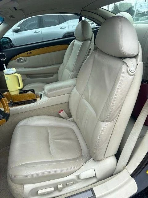 2002 Lexus SC430 - Image 6 of 10