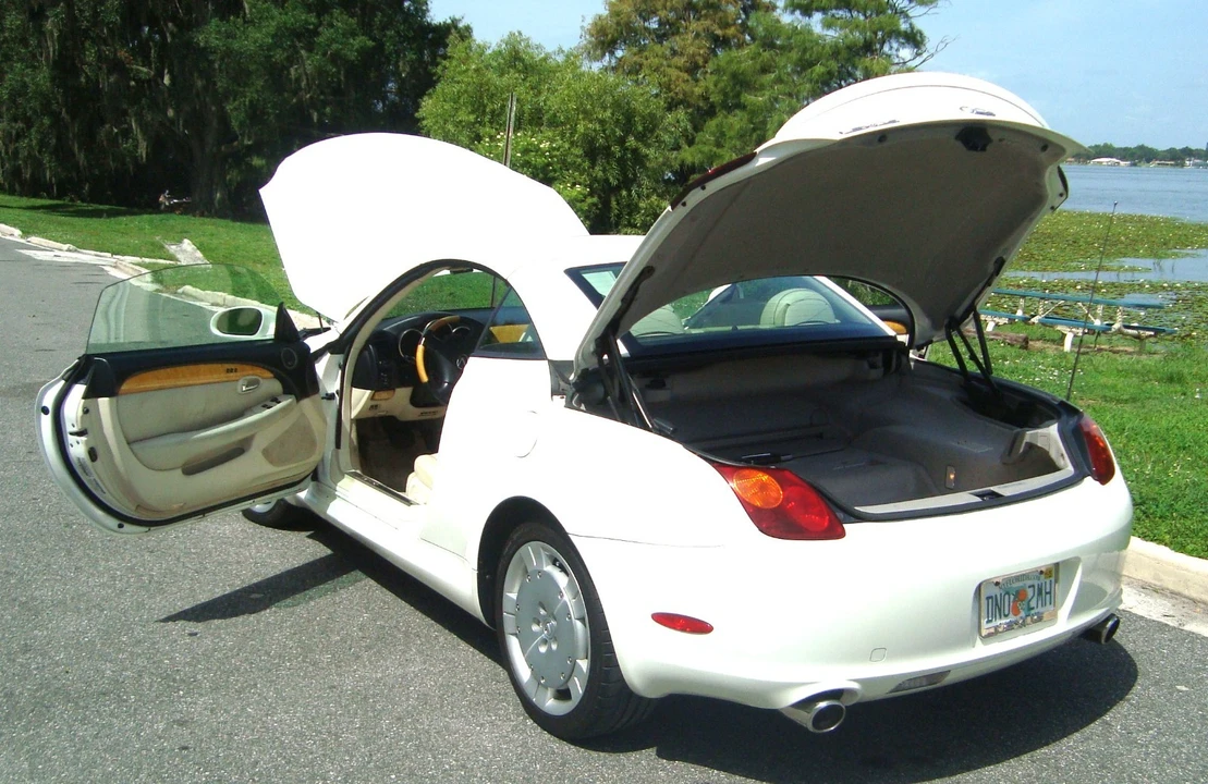 2002 Lexus SC430 - Image 5 of 24