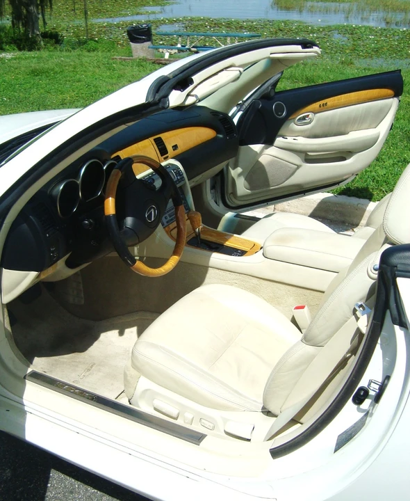 2002 Lexus SC430 - Image 7 of 24