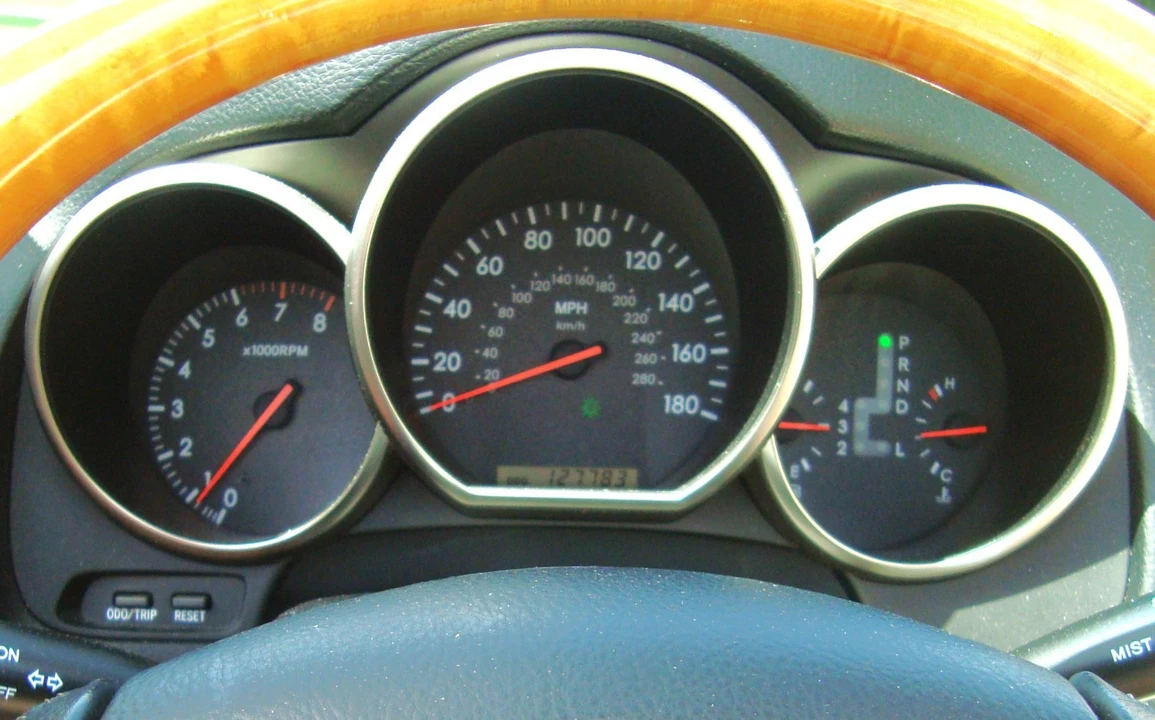 2002 Lexus SC430 - Image 11 of 24