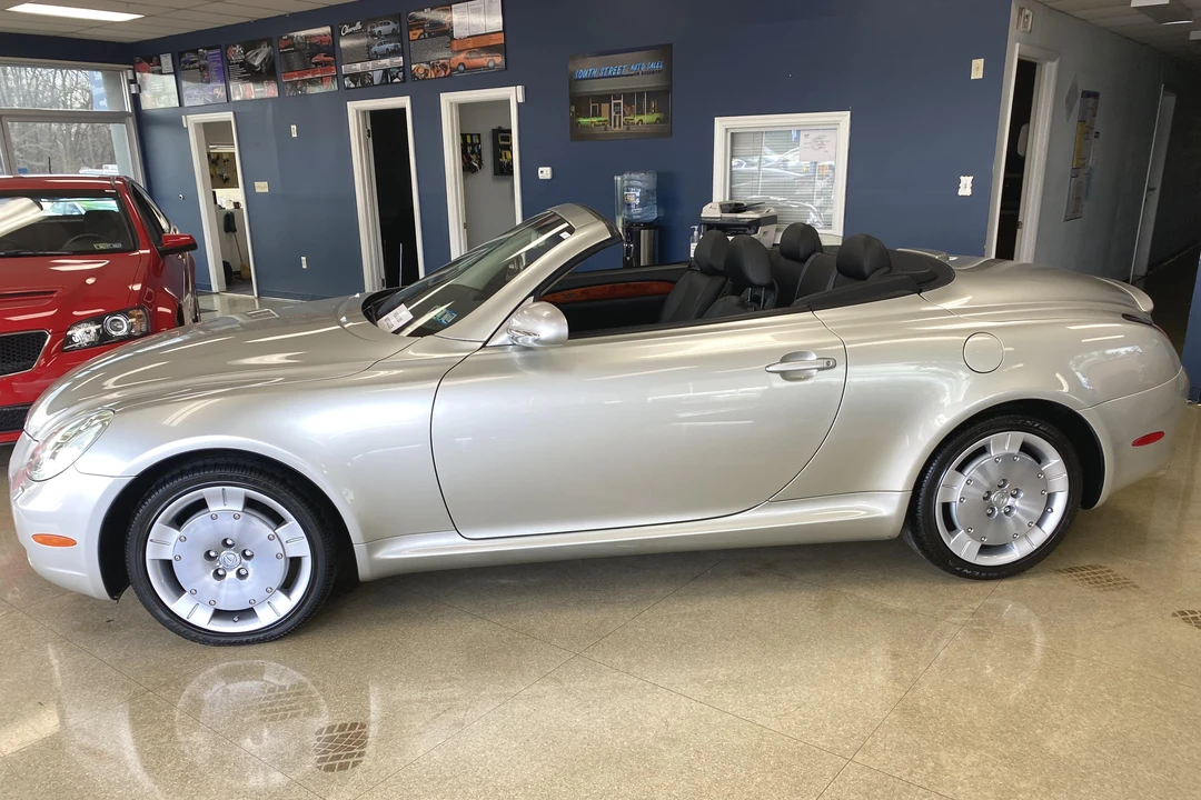 2002 Lexus SC430 - Image 3 of 5