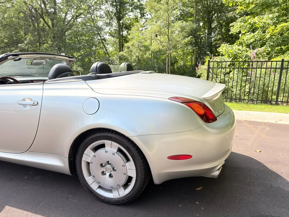 2002 Lexus SC430 - Image 3 of 20