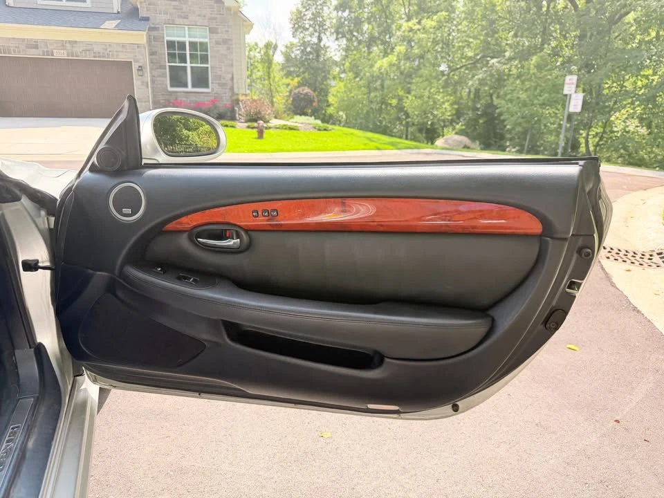 2002 Lexus SC430 - Image 17 of 20