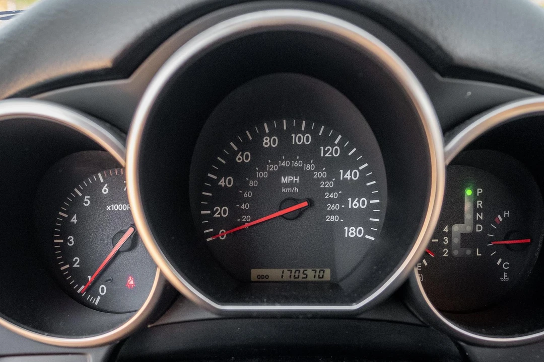 2002 Lexus SC430 - Image 29 of 31