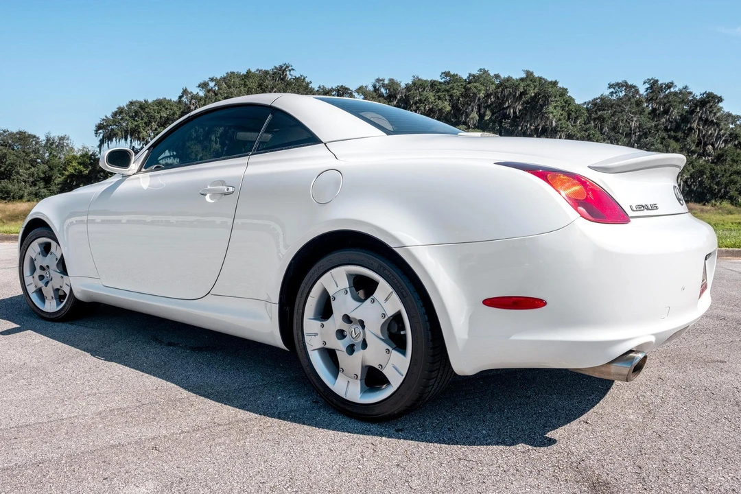2002 Lexus SC430 - Image 4 of 31