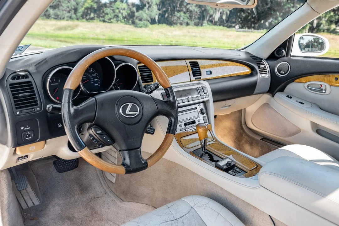 2002 Lexus SC430 - Image 26 of 31
