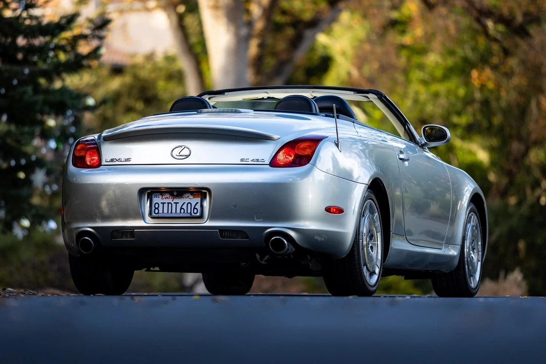 2002 Lexus SC430 - Image 17 of 31