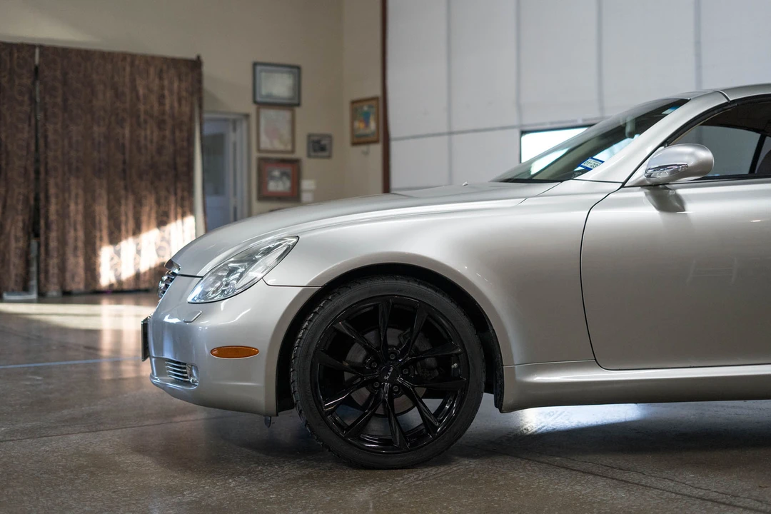 2002 Lexus SC430 - Image 18 of 31
