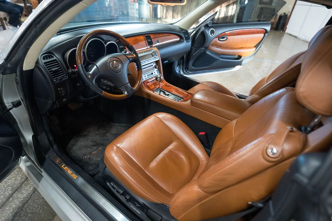 2002 Lexus SC430 - Image 30 of 31