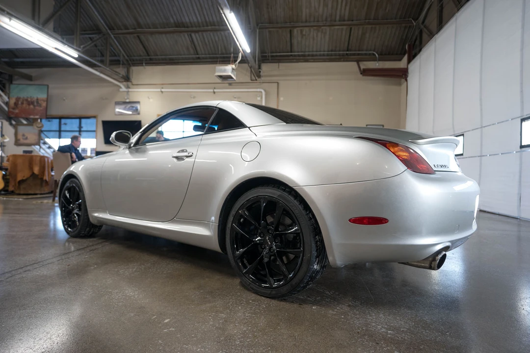 2002 Lexus SC430 - Image 10 of 31