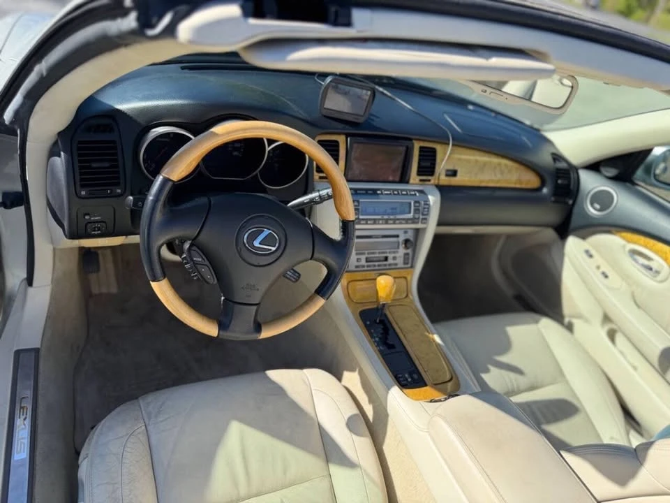 2002 Lexus SC430 - Image 17 of 20