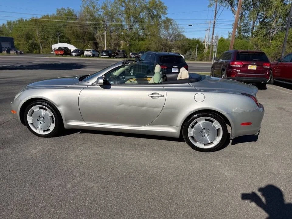 2002 Lexus SC430 - Image 10 of 20