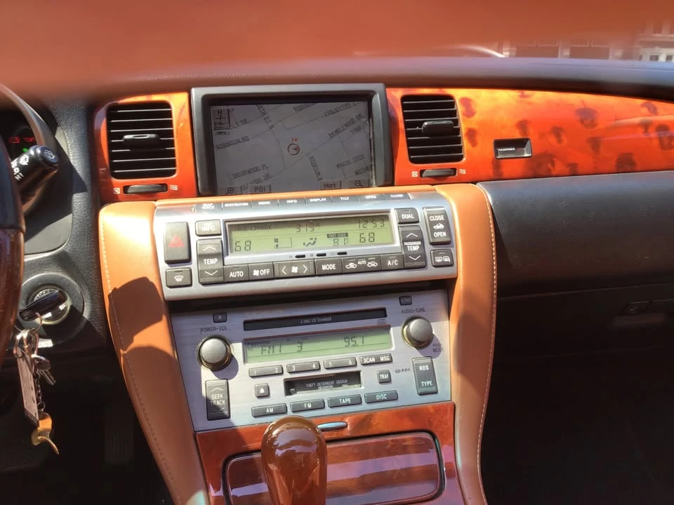 2002 Lexus SC430 - Image 8 of 8