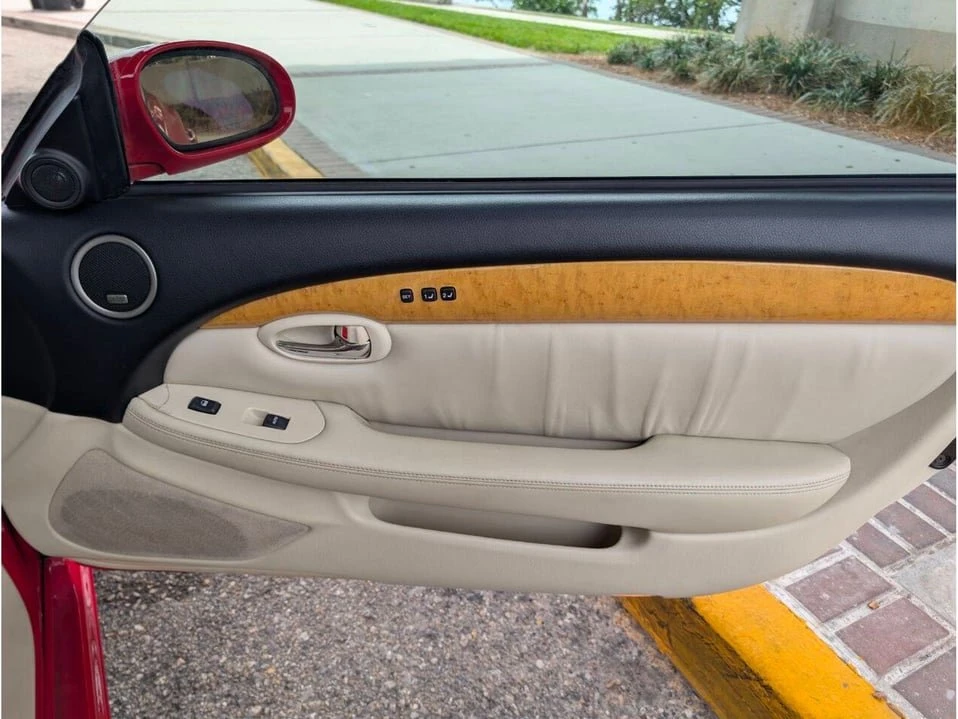 2002 Lexus SC430 - Image 12 of 20