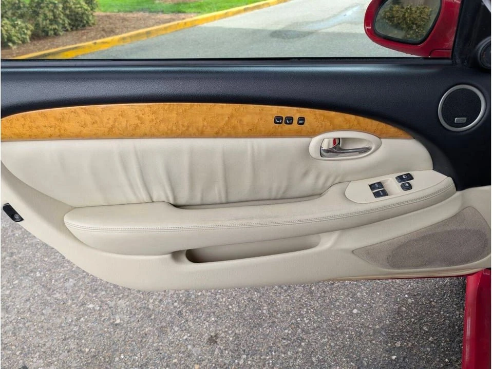 2002 Lexus SC430 - Image 11 of 20