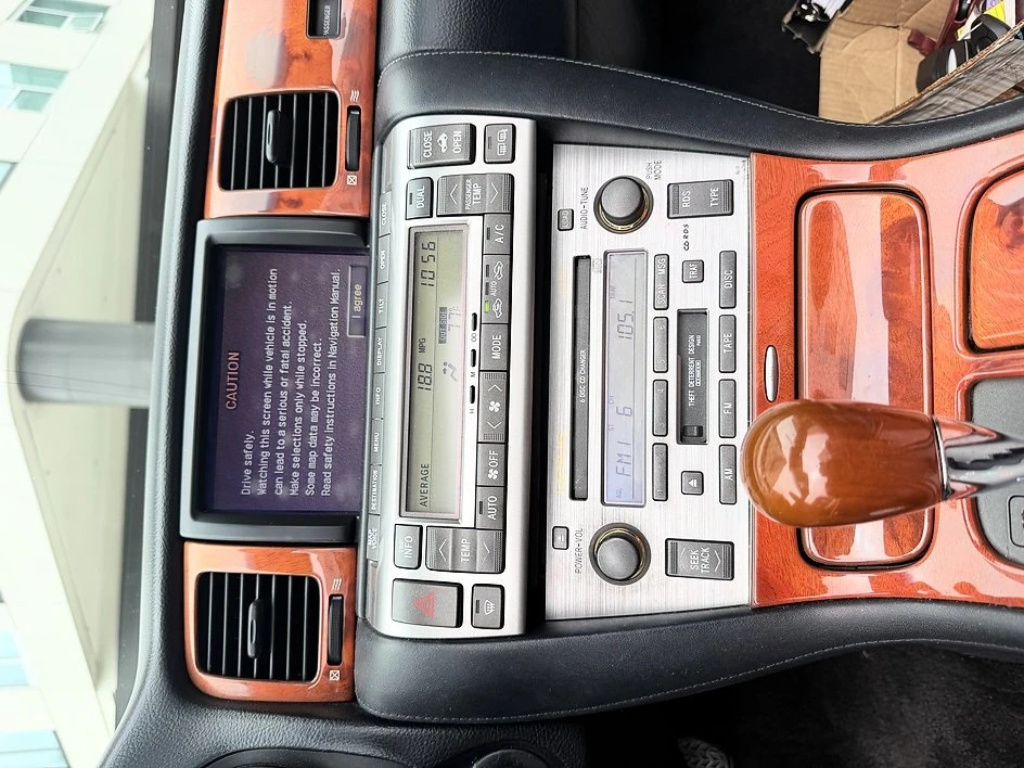 2002 Lexus SC430 - Image 19 of 20