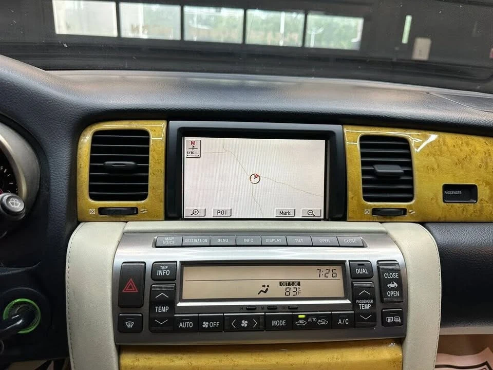 2002 Lexus SC430 - Image 16 of 19