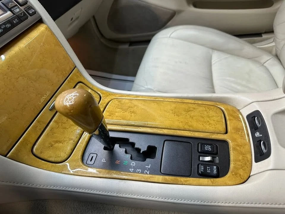 2002 Lexus SC430 - Image 17 of 19