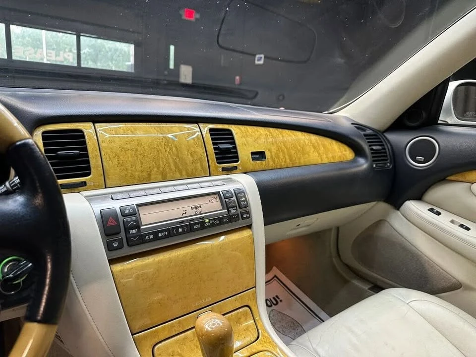 2002 Lexus SC430 - Image 15 of 19