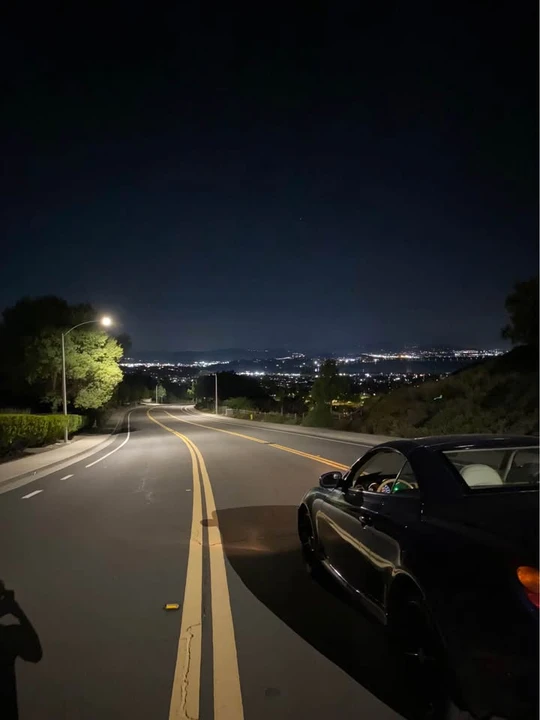 2002 Lexus SC430 - Image 3 of 4