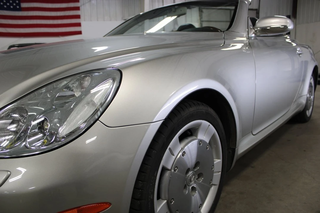 2002 Lexus SC430 - Image 10 of 12