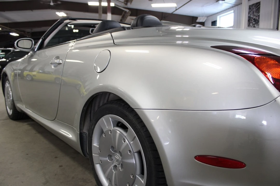 2002 Lexus SC430 - Image 11 of 12