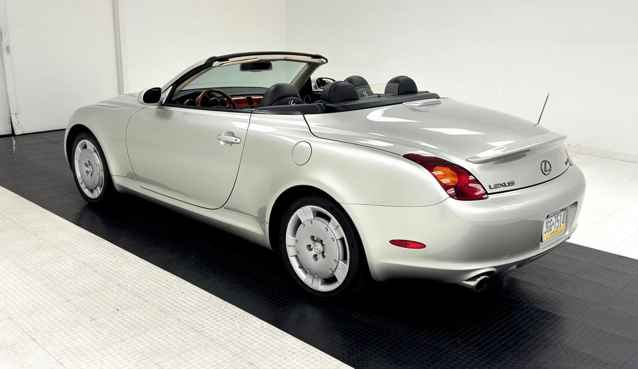 2002 Lexus SC430 - Image 6 of 12