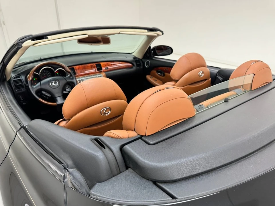 2002 Lexus SC430 - Image 22 of 31